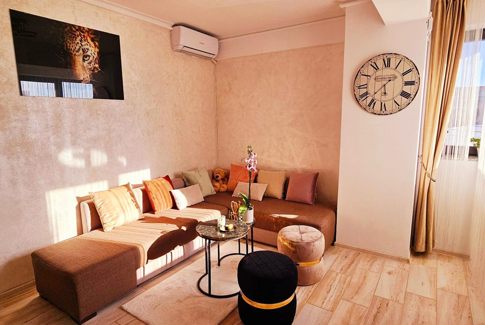 Andrew'S Apartment Central มามายา ภายนอก รูปภาพ