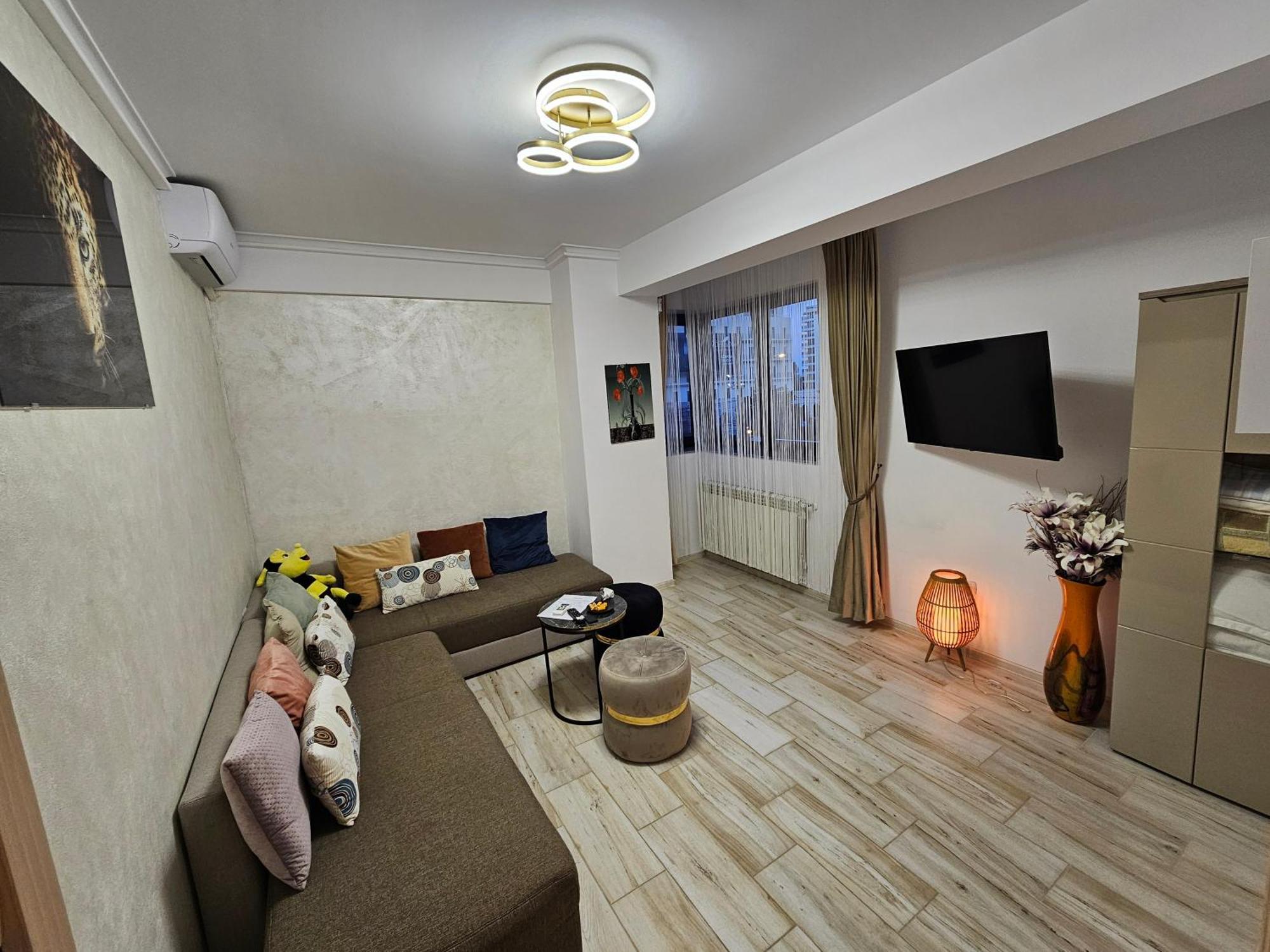 Andrew'S Apartment Central มามายา ภายนอก รูปภาพ
